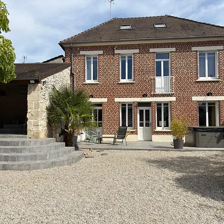 Family With Near Chantilly Paris Hébergement de vacances Angy