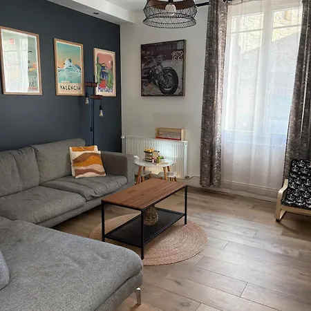Family With Near Chantilly Paris Holiday home *